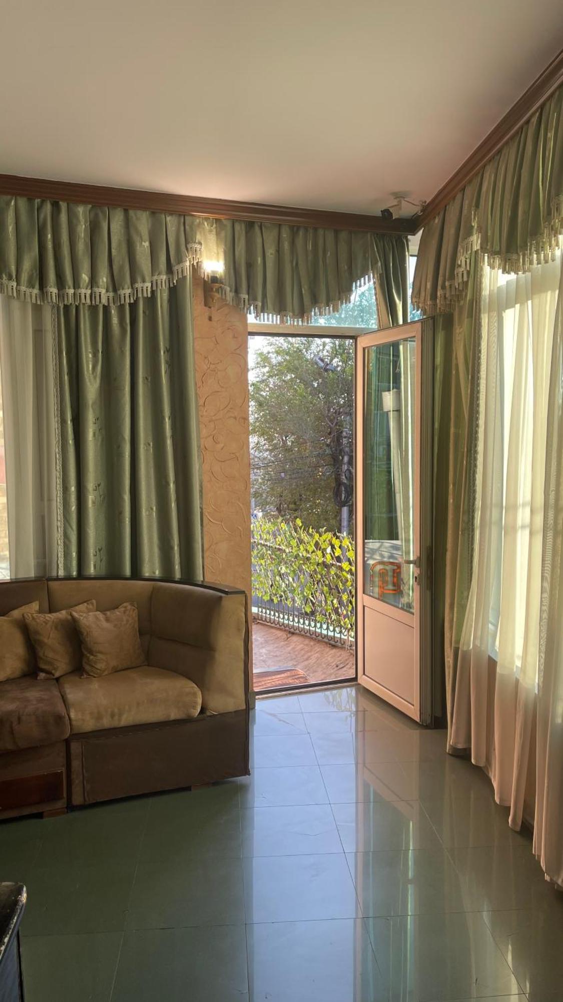 Citrus Guest House Erywań Zewnętrze zdjęcie